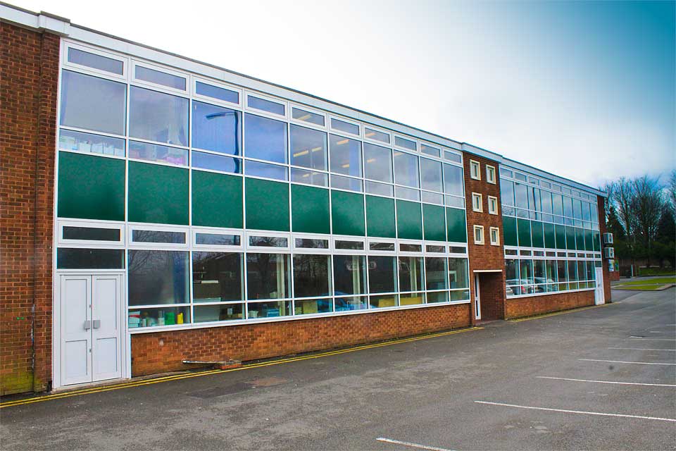 <p>I.T Suites, Science Labs, Food Technology, Health& Social Care, Science Prep Room.</p>